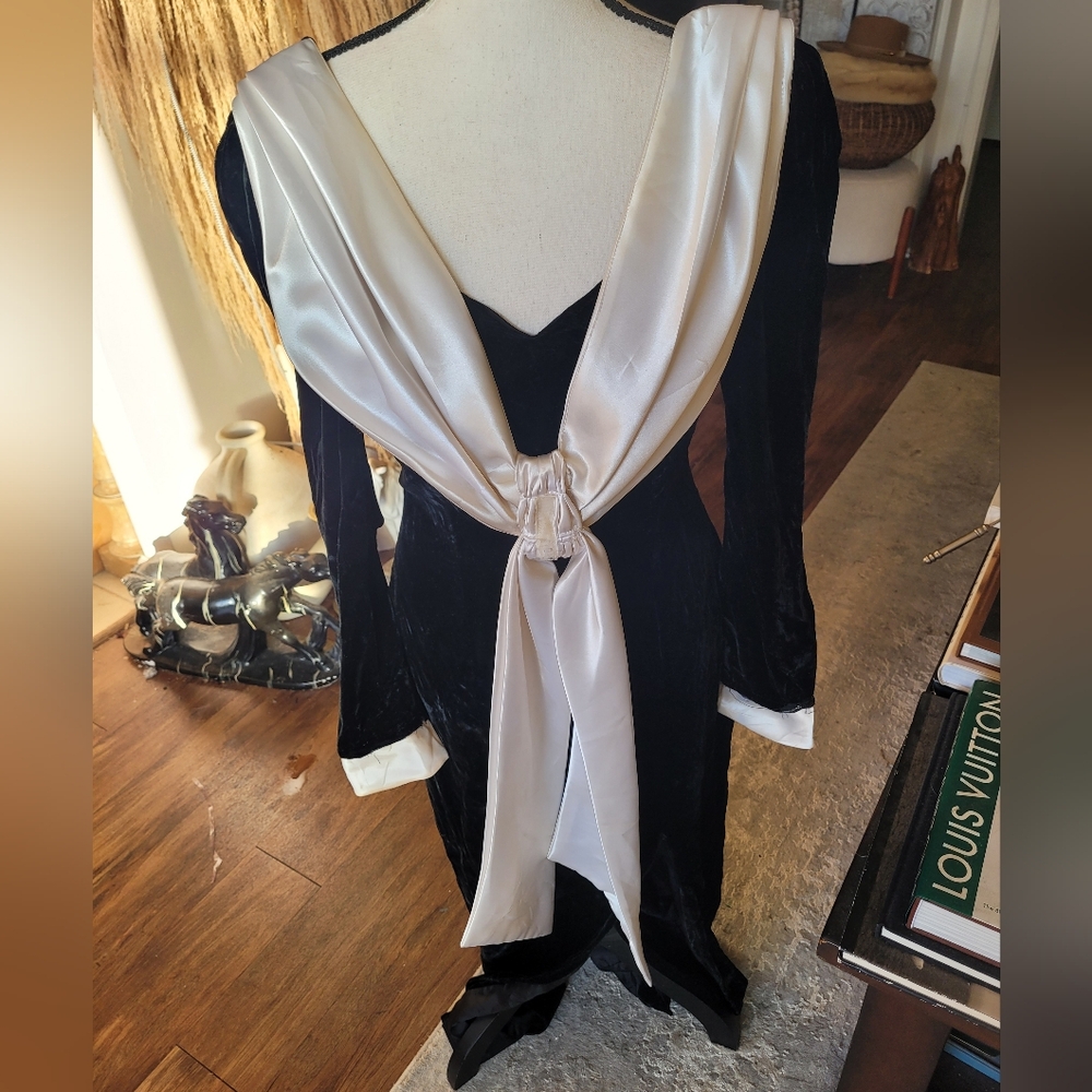 Michele Vincent Inc. Vintage 80s Black & White Velvet Party Formal Dress